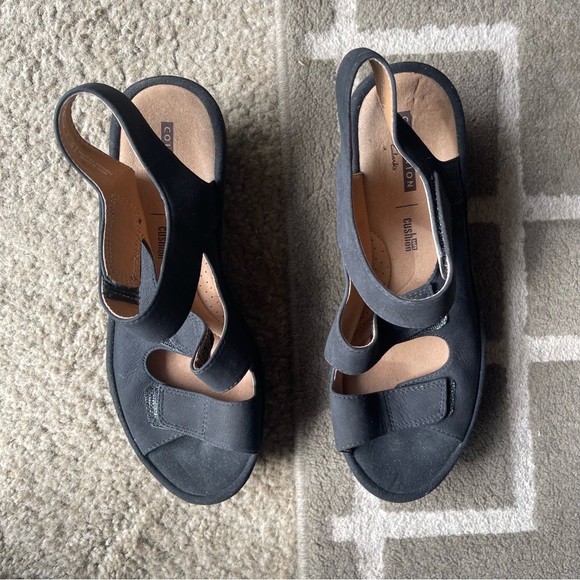 Clarks Wedge Sandals - Picture 2 of 3